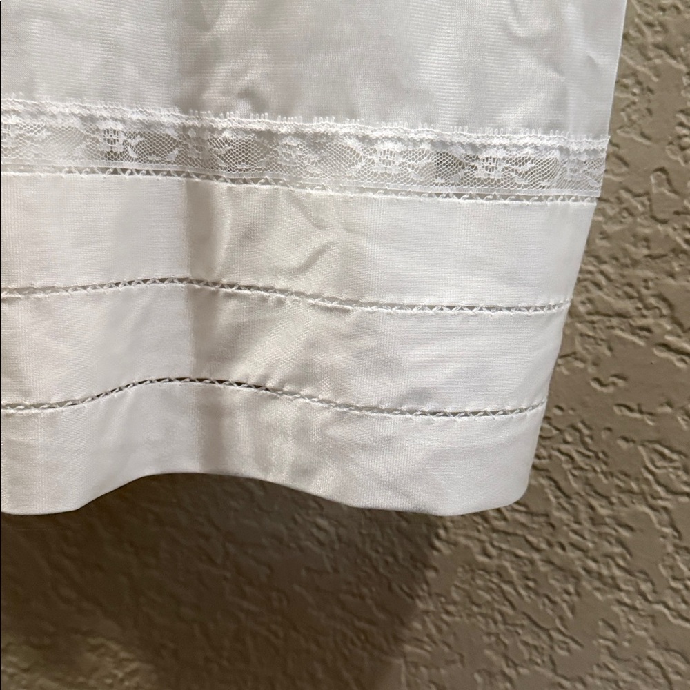 Lorraine white womens slip. 34 Tall - Picture 2 of 8